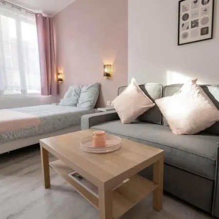 Chateau - Centre شقة فندقية 3*