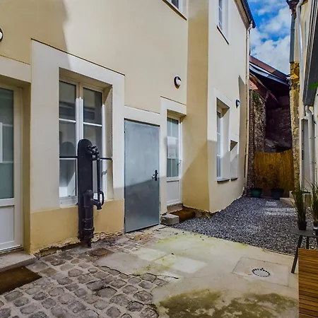 Chateau - Centre شقة فندقية 3*