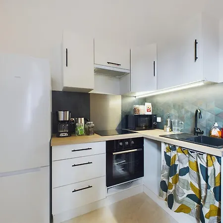 Aparthotel Chateau - Centre 3*